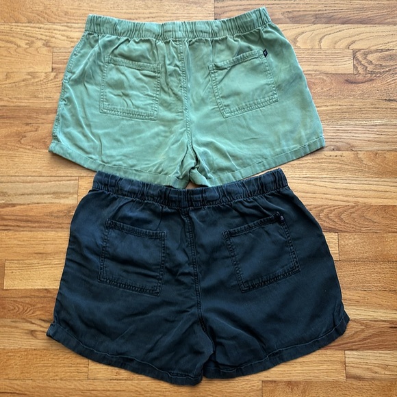 GAP shorts bundle - Picture 2 of 9